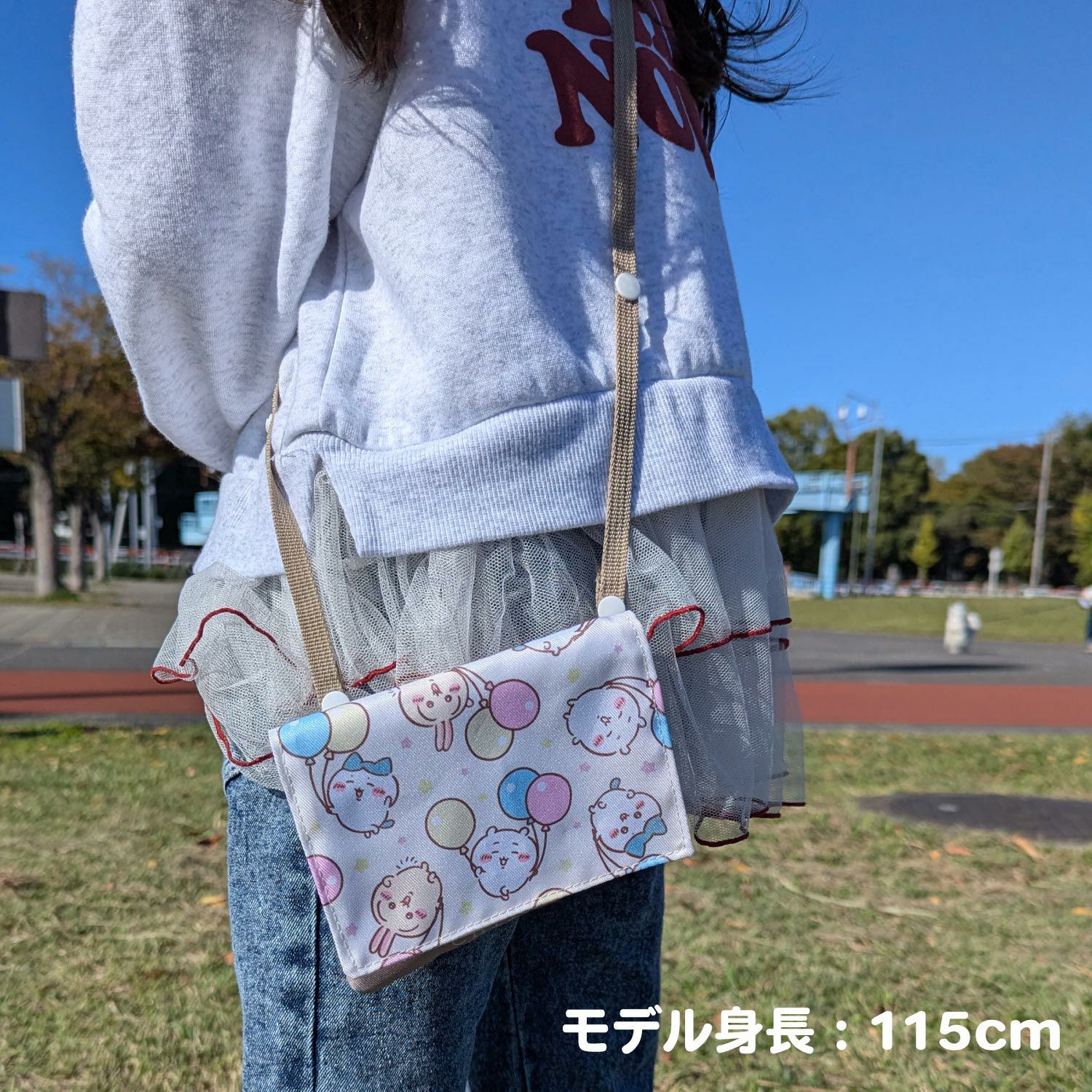 ちいかわ 新入学総柄シリーズ ショルダー付きマルチポケット CW00418